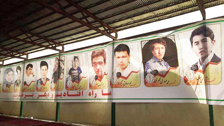 شهدای جنبش روشنايی نهال نوپای دموﻛﺮاسی را با خون خويش آبياری و پاسداری كردند