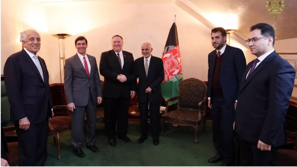 پمپئو، در کتاب خود اشرف غنی را کلاهبردار خوانده است؛ پمپئو، در کتاب خود اشرف غنی را کلاهبردار خوانده است؛