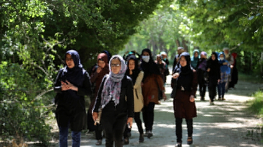منع زنان از تحصیلات دانش‌گاهی در افغانستان توسط طالبان؛