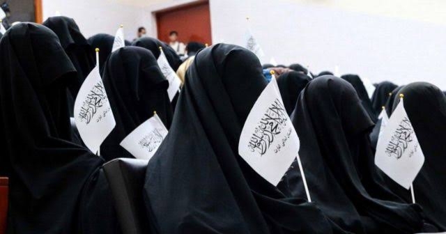 گروه طالبان با پیروی از شیوههای ولایت فقیه ایران، زنان افغانستان را سرکوب میکنند ـ مجلهی اورال گروه طالبان با پیروی از شیوههای ولایت فقیه ایران، زنان افغانستان را سرکوب میکنند ـ مجلهی اورال