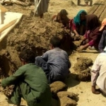 ممنوعیت فعالیت زنان کارگر توسط طالبان، به کمکهای حیاتی برای افغانستانیها ضربه میزند؛ ممنوعیت فعالیت زنان کارگر توسط طالبان، به کمکهای حیاتی برای افغانستانیها ضربه میزند؛